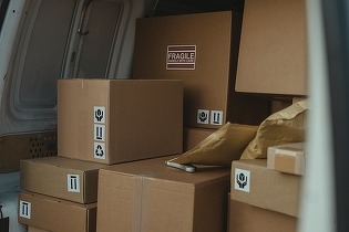 Temu și Shein, puternic lovite în Europa de taxa pe colete