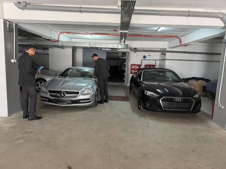 FOTO Antifrauda a declanșat operațiunea ATOM. Sunt vizate în primă etapă 35 de entități implicate în comerțul cu mașini second-hand și un lot de mașini în valoare de 38 de milioane de euro