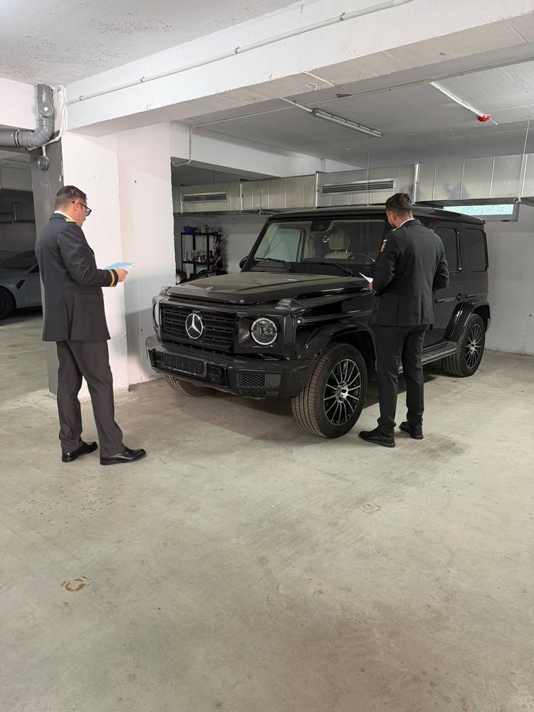 FOTO Antifrauda a declanșat operațiunea ATOM. Sunt vizate în primă etapă 35 de entități implicate în comerțul cu mașini second-hand și un lot de mașini în valoare de 38 de milioane de euro