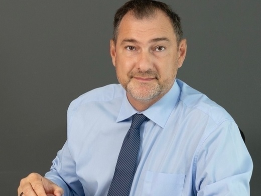 Opinii: Un salariu mare într-o economie mică?