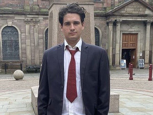 Opinii: Cornering the market - Cum au pus frații Hunt piața argintului la zid