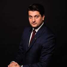 Opinii: România, azi am investit în tine 300.000 de euro. Știi ce să faci cu ei?