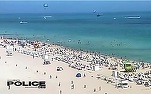 VIDEO Un elicopter s-a prăbușit în apă, pe o plajă din Miami, într-o zonă aglomerată, în care oamenii înotau