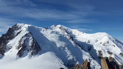 Mont Blanc scade în înălțime
