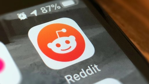 Acțiunile Reddit - lansate la bursa din New York, cu un preț aflat cu 38% peste prețul din oferta publică inițială