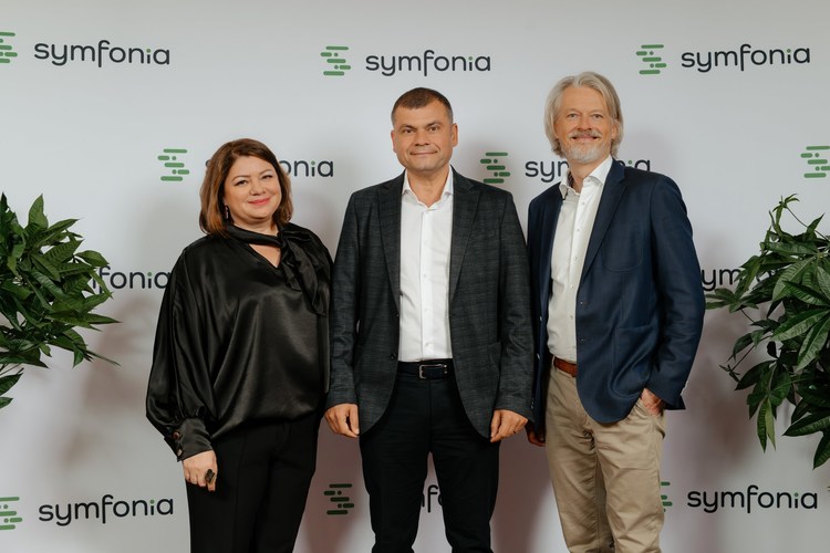 Roxana Epure (CEO Symfonia România), Marius Ciupercă (Director General Setrio), Piotr Ciski Roxana Epure (CEO Symfonia România), Marius Ciupercă (Director General Setrio), Piotr Ciski