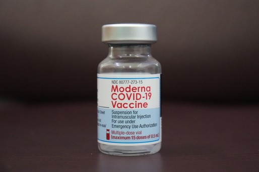 Acțiunile Moderna cresc. Compania pregătește un nou vaccin anti-Covid