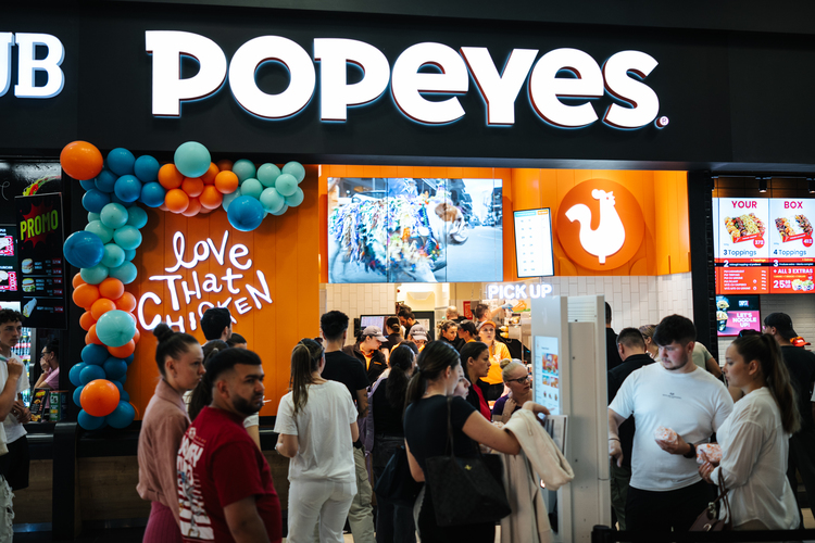 FOTO Popeyes a deschis primul restaurant din Târgu Mureș