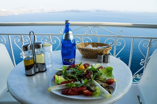 Grecia se gândește la reducerea taxelor pentru restaurante
