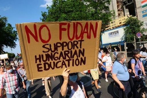 Mii de unguri au protestat față de planurile unei universități chineze de a deschide un campus la Budapesta