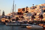 Grecia se distanțează - restaurante, baruri, mall-uri exclusive pentru persoanele vaccinate