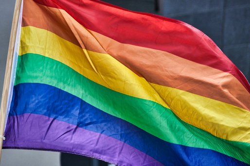 Regiunea din Polonia care se declarase „zonă liberă de LGBT” renunță la titlu pentru a primi din nou bani din fonduri europene. Este pentru prima oară când o regiune din Polonia renunță la o astfel de rezoluție