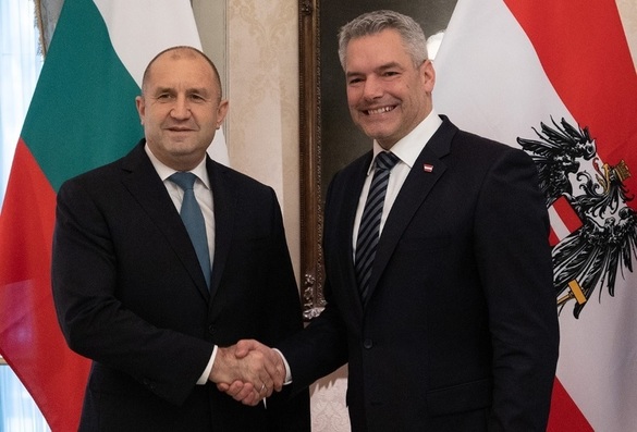 FOTO În prima zi din an, președintele Bulgariei s-a dus la Viena să discute cu cancelarul Austriei despre Scchengen