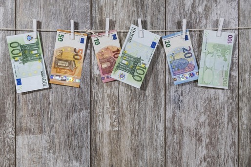 Grecia introduce bonusuri pentru cei care "toarnă" evaziunea fiscală
