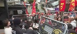 VIDEO Proteste și stare de asediu în Istanbul. Turiști dezorientați 