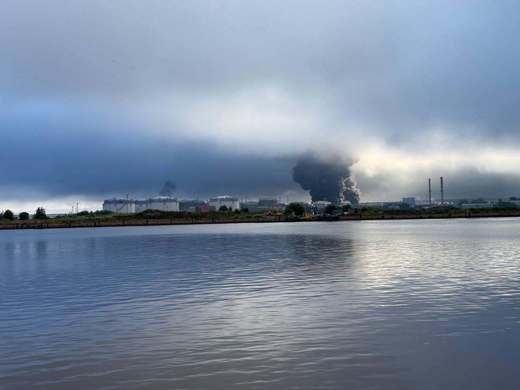 FOTO Atac cu drone ucrainene asupra unui terminal petrolier din Sankt Petersburg