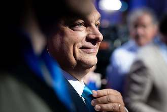Viktor Orban rupe tăcerea și își îndeamnă susținătorii să restabilească democrația în țară