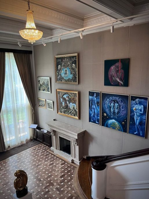 WIN Gallery își expune vernisajul într-o clădire iconică din București