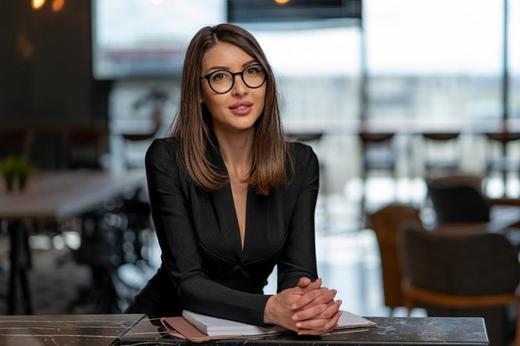 Interviu Andreea Secu. Ce nu se vede într-un proiect imobiliar: riscurile juridice care pot rescrie profitabilitatea