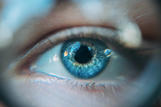O aplicație de smartphone poate identifica afecțiunile oculare