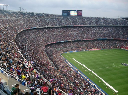 Membrii FC Barcelona sunt de acord cu acumularea de noi datorii pentru modernizarea stadionului