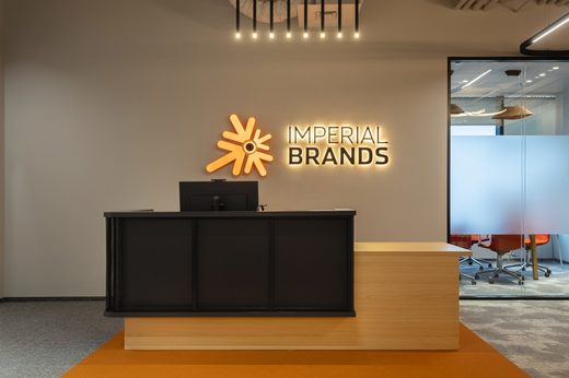 Companie prezentă și în România va concedia mii de angajați. Imperial Brands reduce costurile la nivel global