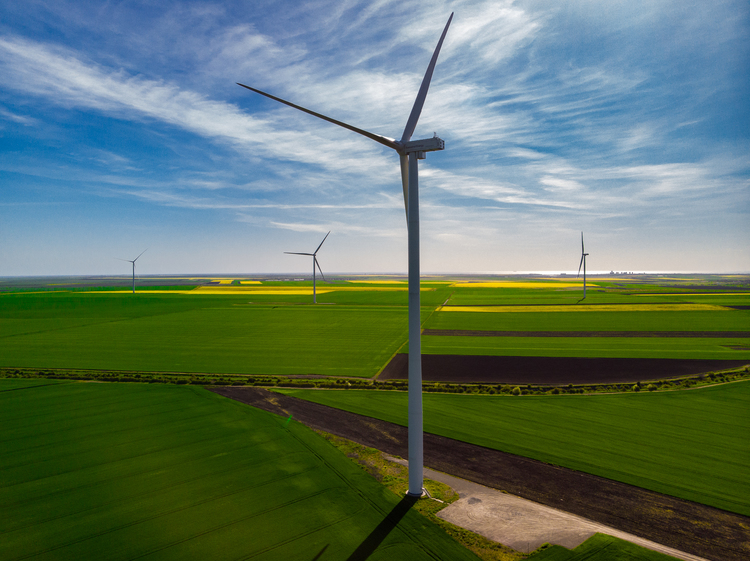 FOTO Investiție amplă în România. Eurowind Energy a obținut Avizele Tehnice de Racordare pentru peste 2.300 MW de capacitate regenerabilă