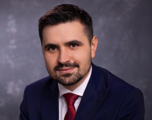 Criza investițiilor publice: Demersuri legale și contractuale pentru Antreprenorii care se confruntă cu suspendarea contractelor