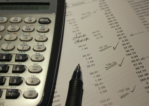CONFIRMARE OUG pentru modificarea Legii administratorilor și cumpărătorilor de credite. Guvernul pregătește noi obligații pentru restructurarea creditelor și recuperatorii de creanțe