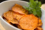 Urban.ro - Un cartof dulce copt aduce în corp vitamina A de 400% mai mult decât necesarul zilnic. Beneficii și rețete delicioase din cartofii dulci