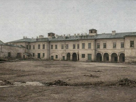 Bucuresti.ro - Hanul Șerban Vodă: de la refugiul bancherilor la Tipografia Statului și pension pentru fete sărmane