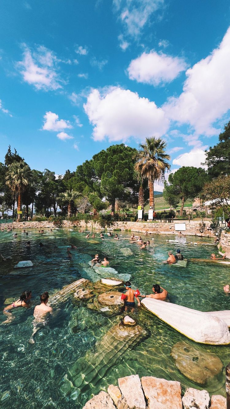 Casalux.ro - FOTO Cele mai frumoase piscine naturale din lume