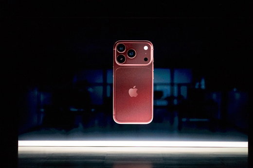 VIDEO Grevă la magazinele Apple din Italia, chiar în ziua lansării noului iPhone 18 Pro