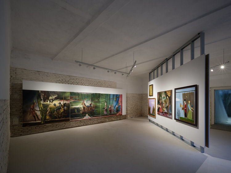 O vară cu artă la Sibiu: REGINA MARIA susține „Transilvania | Extravaganza”, cea mai amplă expoziție dedicată lui Ștefan Câlția