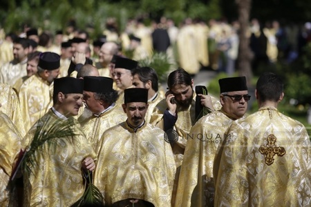 Peste 5.000 de credincioşi şi 950 de preoţi la pelerinajul de Florii din Capitală