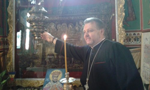 Candela Mariei Brâncoveanu s-a întors la Biserica Sfântul Gheorghe Nou la 43 de ani după ce a fost luată de Miliţie şi dusă la Muzeul Naţional de Istorie