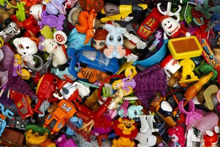 Romexa SA: Asamblarea jucăriilor se realizează doar prin terţe persoane juridice care lucrează în secţii organizate. FOTO
