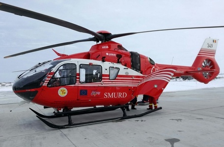 Unul dintre militarii răniţi în accidentul produs în judeţul Constanţa a fost transferat cu elicopterul SMURD la Spitalul Militar Bucureşti

