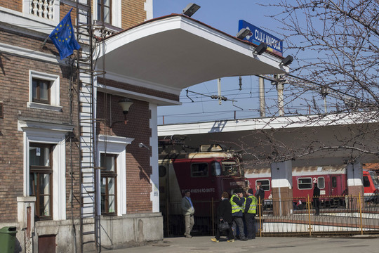 Protest spontan la CFR, angajaţii din Bucureşti dar şi din ţară sunt în grevă, nemulţumiţi de negocierile privind contractul colectiv de muncă. FOTO: Inquam Photos / Manases Sandor