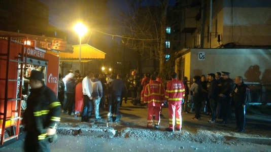 Proprietarul locuinţei în care s-a produs explozia ce a afectat un bloc din Galaţi, locatarii fiind evacuaţi, a murit în spital