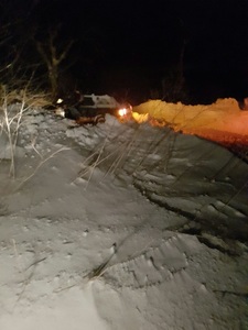 Galaţi: 24 de localităţi sunt nealimentate cu energie electrică; 25 de persoane au rămas blocate cu maşinile în zăpadă 