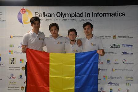 Elevii români au obţinut  două medalii de aur şi două medalii de argint la Balcaniada de Informatică pentru seniori, de la Chişinău