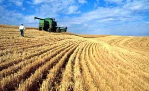Petre Daea anunţă că pentru agricultură au intrat în ţară 2,2 miliarde euro din fonduri europene