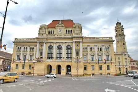 Oradea: Primăria vrea să interzică funcţionarea magazinelor second-hand, a caselor de amanet şi a sălilor de jocuri în centrul istoric