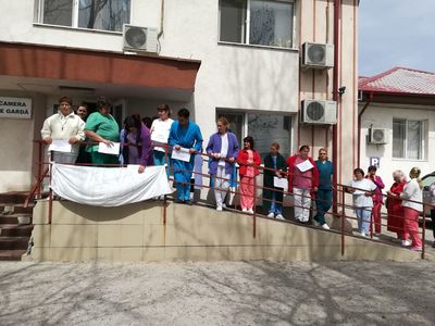 Protest spontan la Spitalul de Boli Infecţioase din Galaţi, din cauza reducerii sporurilor