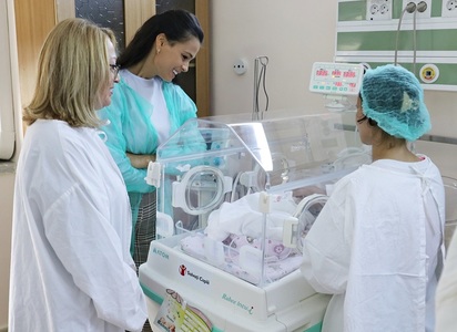 Organizaţia Salvaţi Copiii a donat două incubatoare performante Spitalului Universitar de Urgenţă Bucureşti