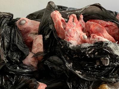Harghita: Acţiuni pentru combaterea actelor ilicite de comerţ, în special cu produse perisabile; s-au dar amenzi de aproape 100.000 de lei şi s-au confiscat 280 de kilograme de carne

