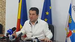 Primarul Decebal Făgădău nu este de acord cu plasarea în carantină în Constanţa a 1500 de români proveniţi din Italia. El susţine că nu a fost consultat în legătură cu această decizie 