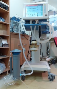 La Timişoara se testează, în premieră naţională, un dispozitiv de sterilizare a aerului expirat de pacienţii infectaţi cu coronavirus