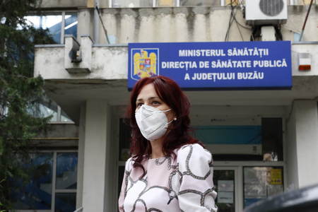 Patru cazuri noi de infectare cu noul coronavirus, la DSP Buzău, alţi 14 angajaţi fiind suspecţi/ Ministrul Nelu Tătaru a vizitat instituţia pentru a evalua situaţia